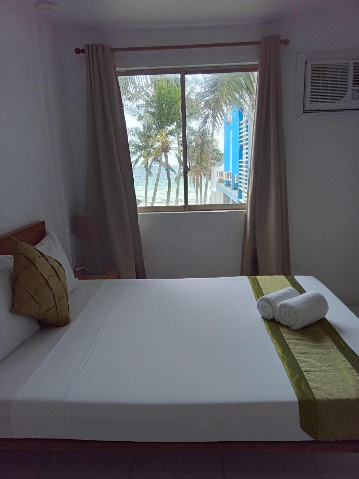 Mr Holidays Hotel Balabag  Esterno foto
