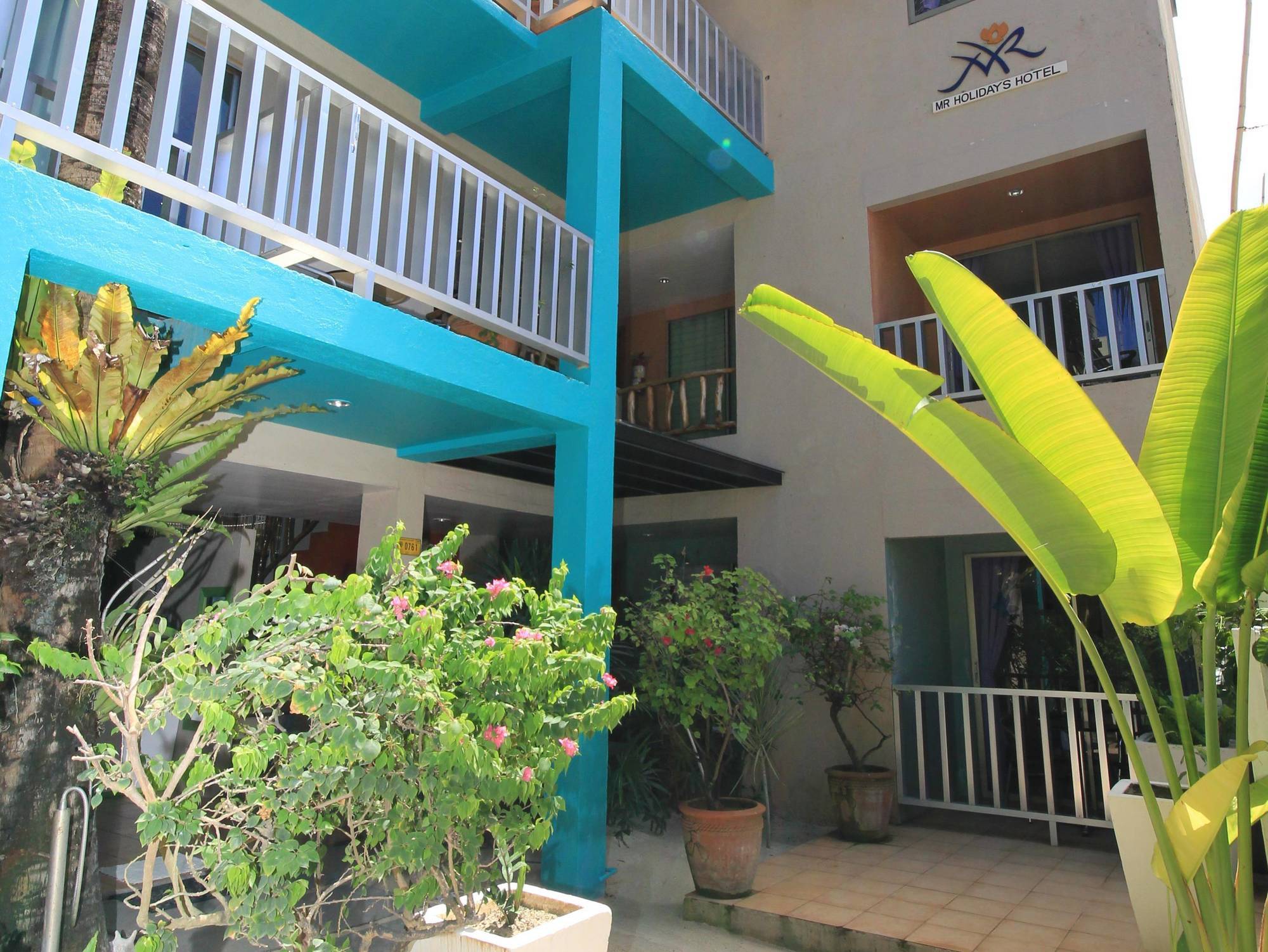 Mr Holidays Hotel Balabag  Esterno foto