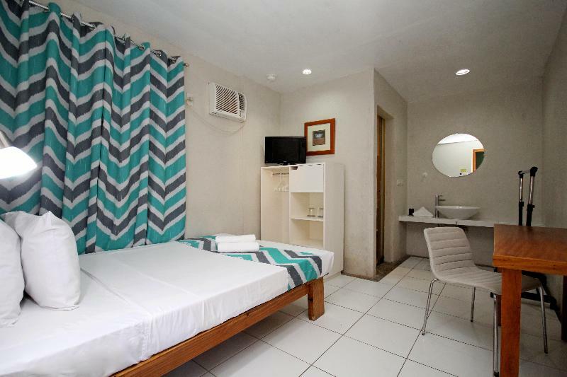 Mr Holidays Hotel Balabag  Esterno foto